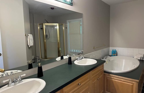 Hagensborg Casa | Large, Luxury Home in Bella Coola/Hagensborg