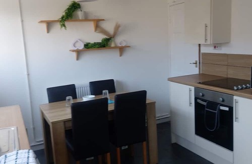 Aberdare Casa | Comfy home in the heart of Aberdare.