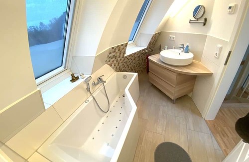 Muritz Casa | Tamika ball house at Lake Tollense