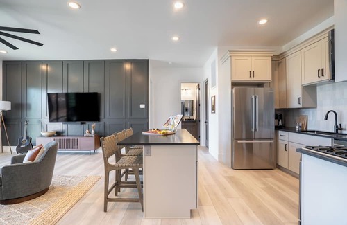 Toquerville Condominio | The Watchman by AvantStay | 20 Min to Zion | Hot Tub + View