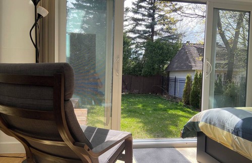 Longueuil Apartamento | Vrbo Property