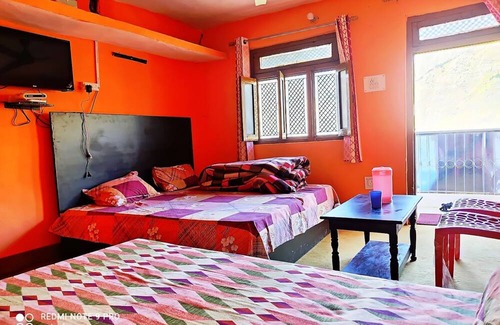 Gobind Dham Hotel | Badri kedar Home stay Joshimath