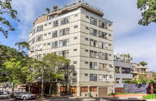 Darling Point Apartamento | Elegant Studio with Rooftop Harbour Views