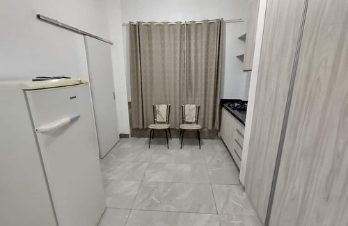 Curitiba Financial District Apartamento | Kitchenette Aconchegante no Centro de Curitiba. Ótimo Custo-benefício!