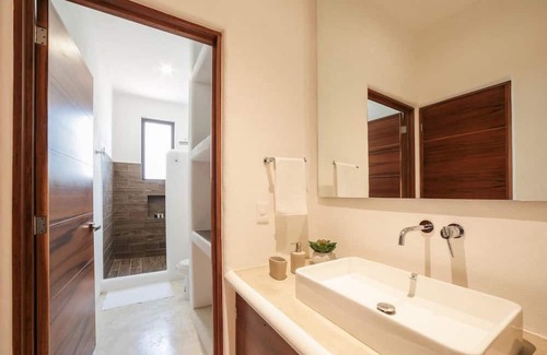 Buenavista Casa | Casa Jero | Private Pier, Free Kayaks & Paddle