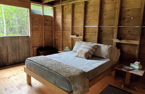 Seawall Casa | Stunning refurbished horse barn in the quiet neighborhood of Seawall, Maine.