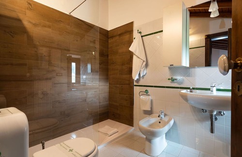 Pedara Villa | Beautiful private villa for 8 people with private pool, WIFI, TV and parking