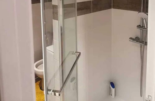 Ecuelles Apartamento | Homerez - Beautiful apartement for 4 ppl. with terrace at Moret-Loing-et-Orvanne