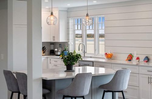 Lordship Casa | ESCAPE TO YOUR OWN PRIVATE COASTAL PARADISE THIS SUMMER! 1.5 HR FROM MANHATTAN