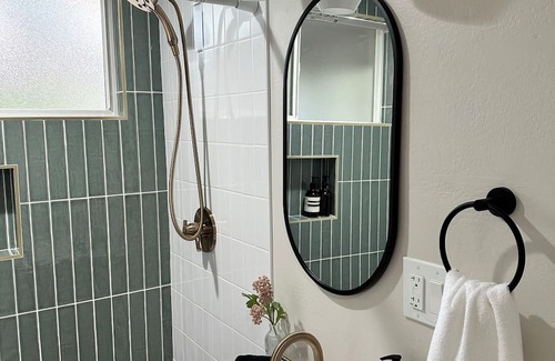 Tamalpais-Homestead Valley Apartamento | Private 2 BR MCM Sanctuary