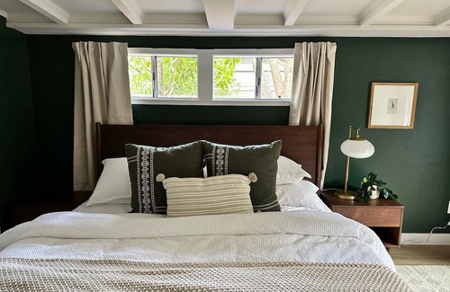 Tamalpais-Homestead Valley Apartamento | Private 2 BR MCM Sanctuary