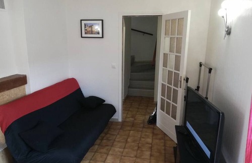 Combs-la-Ville Casa | Vrbo Property