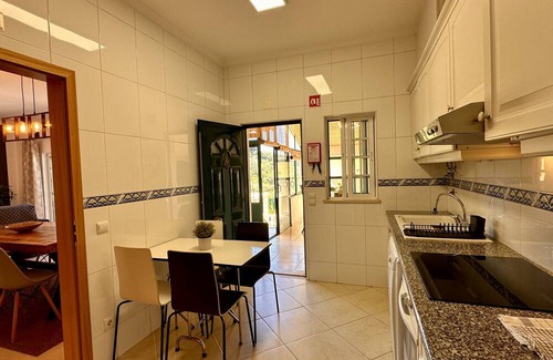 Urbanizacao dos Calicos Casa | Trevo by Check-in Portugal