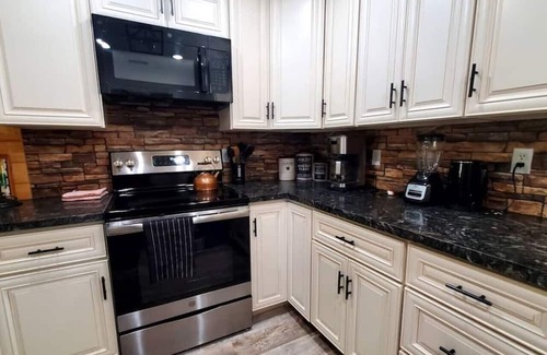 Rancho San Diego Casa | 275A) Relaxation Oasis- pool- basketball court!