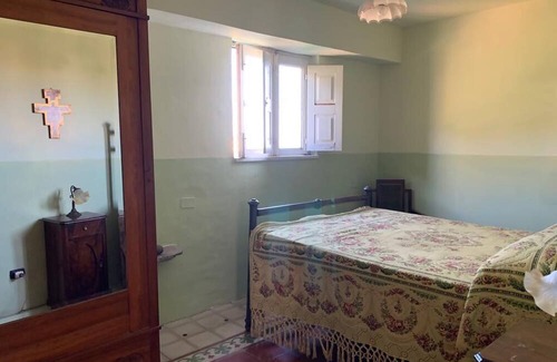 Malfa Casa | Casa Pomelia, antique style in Malfa center