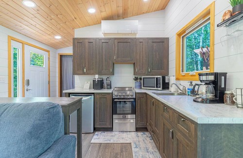 Cornucopia Apartamento | Little Blue | Tiny Home Tucked Away