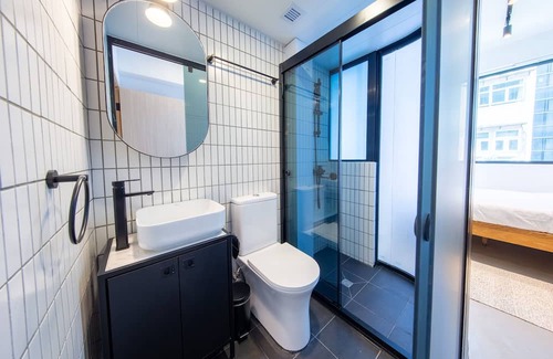 North Point Apartamento | Private Room in Shared Apartment 5 Minutes to Tin Hau MTR Station