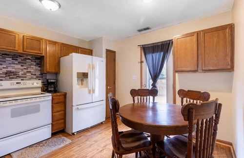 Acton Casa | Cozy 3BR Indy Home: Pets, Parking, Family-Ready