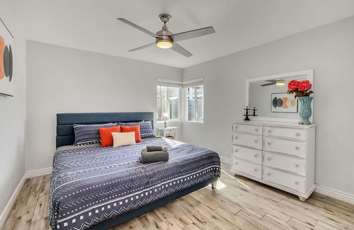 Coronado Casa | Phoenix Retreat, Main House and Casita, Sleeps 8