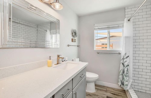 Coronado Casa | Phoenix Retreat, Main House and Casita, Sleeps 8