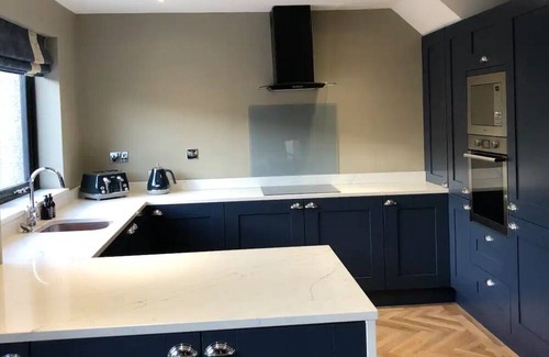 Cullercoats Cabaña | Fabulous Cozy Sea Front Cottage