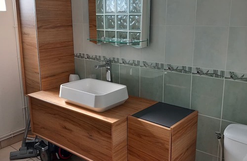 Haudrecy Casa | Vrbo Property