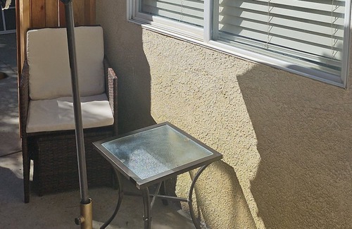 Greenacres Apartamento | LOCATION!! Few minutes away River Park and shopping center