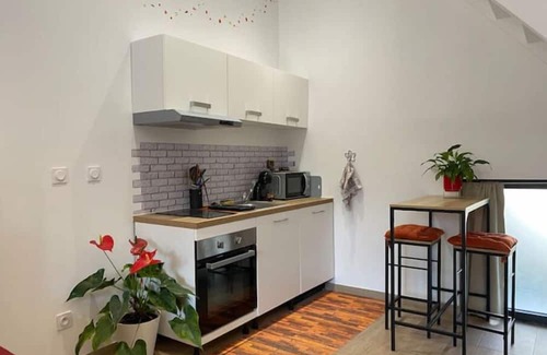 Egly Apartamento | Studio Avec Jacuzzi au Calme