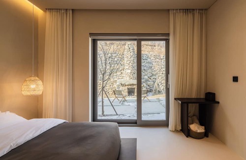 Ganghwa Complejo | STONERY