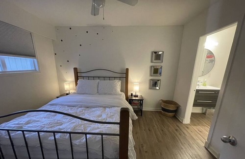 Regional District of Nanaimo Apartamento | Cozy 1 Bedroom Suite - 5 minutes from the beach!