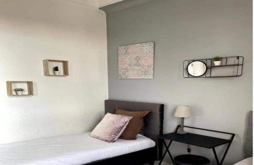 La Joliette Apartamento | Vrbo Property