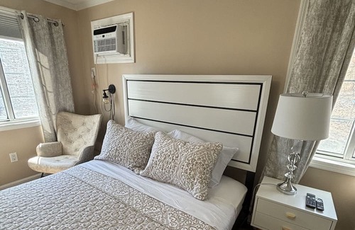 Worcester Casa | Entire Townhouse in Worcester, MA!