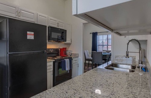 Ellendale Casa | Bohemian Vibes: Work & Relax Retreat (B)