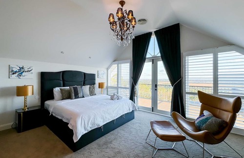 Mount Eliza Casa | Luxury Mt Eliza House Expansive Mountain View