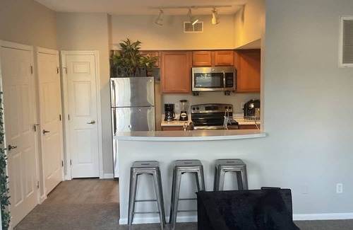 Roselawn Finance Casa | Cozy Luxury 1-bedroom apartment with fitness room, WiFi in beautiful Cincinnati