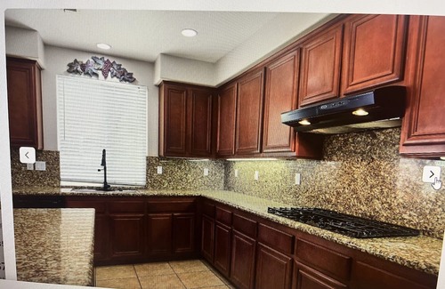 Moreno Valley Casa | Luxury and Tranquility in the Spacious Five-Bedroom Haven in Moreno Valley.