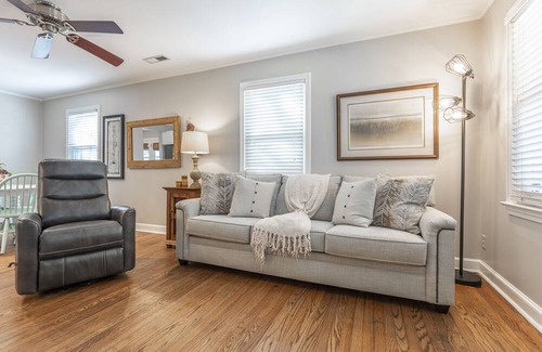 Old Village Casa | 3 BR with private pool close to beaches