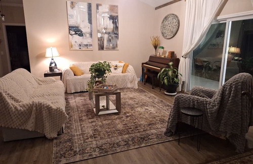 McCormick Cama Y Desayuno | Beach, lake, state parks, golf, trails, public boat ramps, nature, kayak, & more