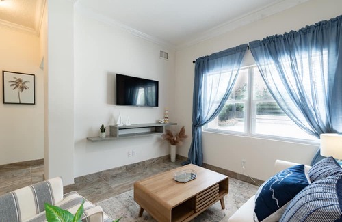 Crescent Beach Condominio | Condo #2 Luxury 2BD 2BTH