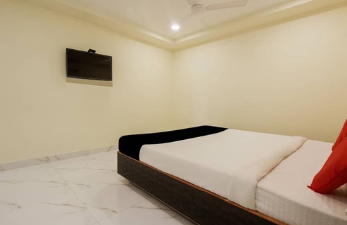 Madurai Hotel | Collection O 66492 Hotel Amaran