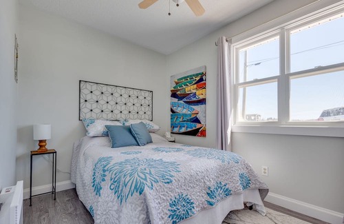 Prince County Cabaña | Cozy Riverview Getaway: 3BR, Hot Tub, pets welcome!