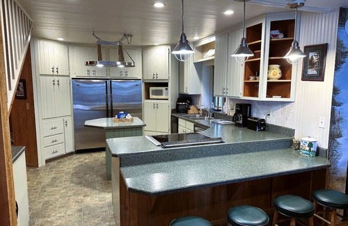 Cook Casa | Half Boathouse On Lake Vermilion