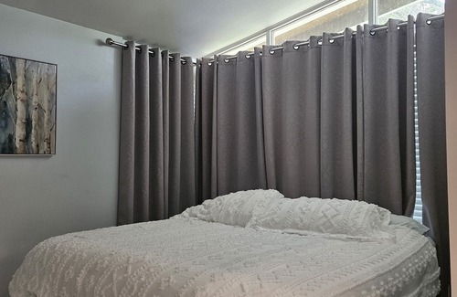 Catalina Casa | 12min/Universal, 5/min to Downtown. Hotel Room Style in a Cozy House in Florida