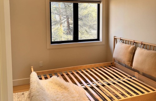 Long Point Cabaña | Shore View Lake House - Luxury Rental