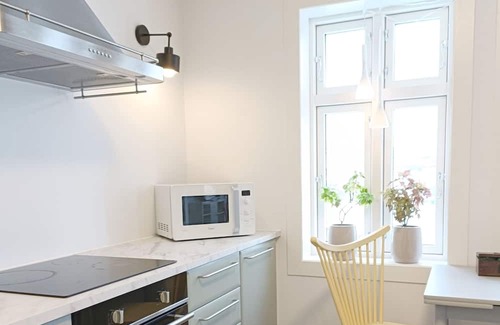 Ulstein Municipality Casa | Charming House in Ulsteinvik, Free Wifi and Parking