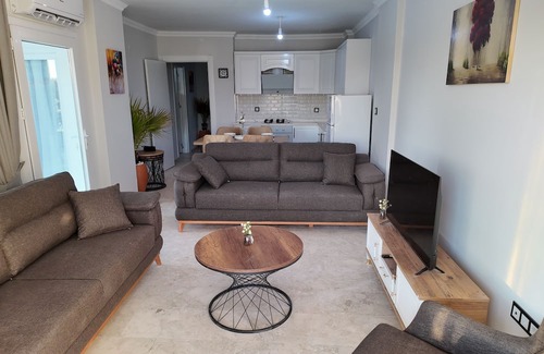 Akbuk Apartamento | Luxury 2 Bedrooms Beachfront Apartments on the Sunny Turkish Riviera -C1 Ground