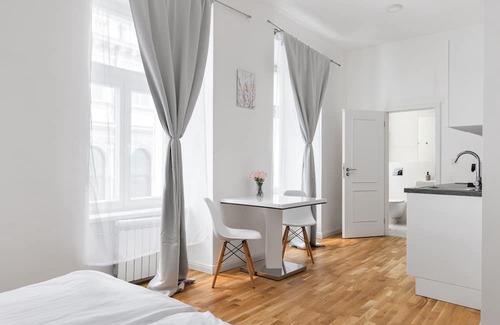 Petrska ctvrt Apartamento | Beige Nest for 3 - Florenc - City Center