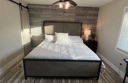 Oviedo Casa | Oviedo Peaceful and Centrally Located Lake home minutes from UCF