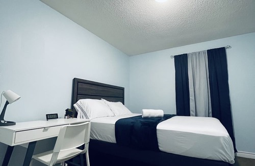 Slave Lake Casa | Modern Upper Level Duplex House Beside Convenience Store and Gasoline Station