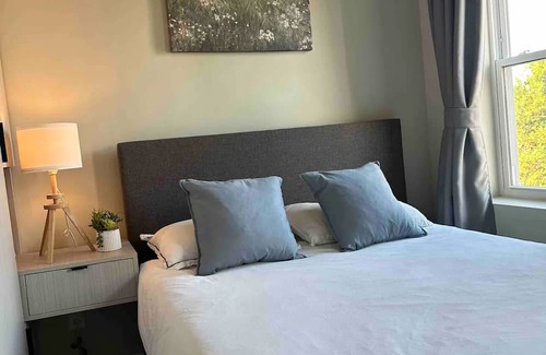 Auburndale Apartamento | Lovely room in shared house!